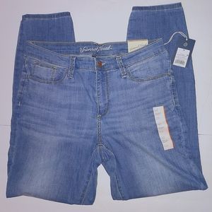 NWT Universal Thread Mid Rise Skinny Jeans sz 10